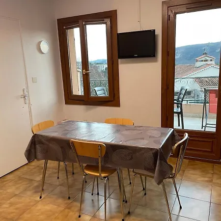 Joli Avec Terrasse *